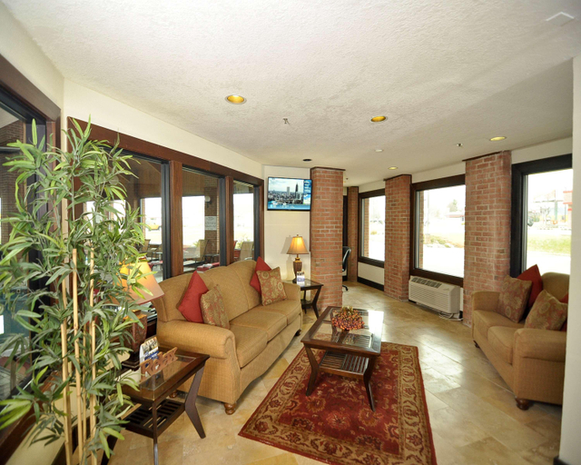 Public Area 2, Best Western Norwalk, Huron