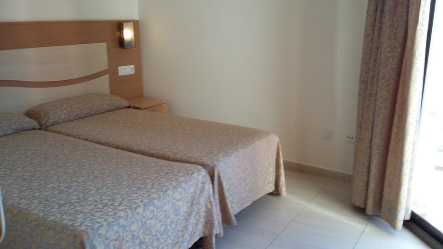 Bedroom 4, Selvapark Apartamentos, Girona