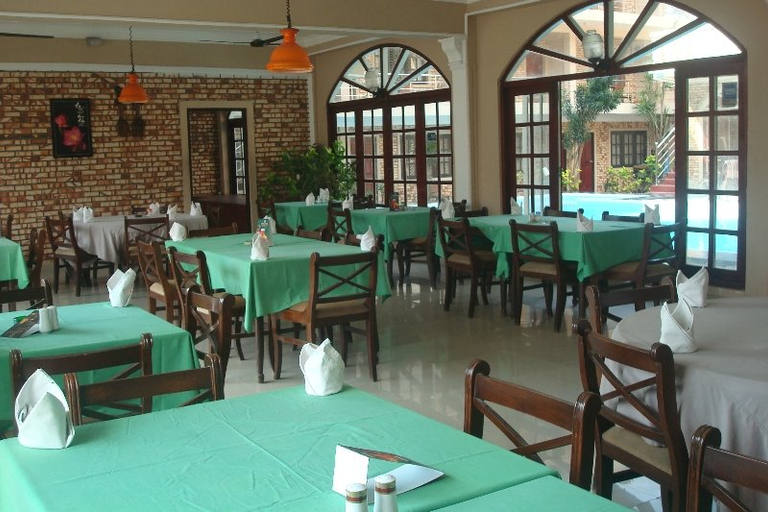 Food & Drinks 4, Oasis Inn, Negombo