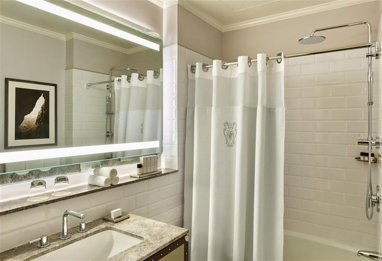 Bathroom 5, Palace Hotel - A Luxury Collection Hotel, San Francisco