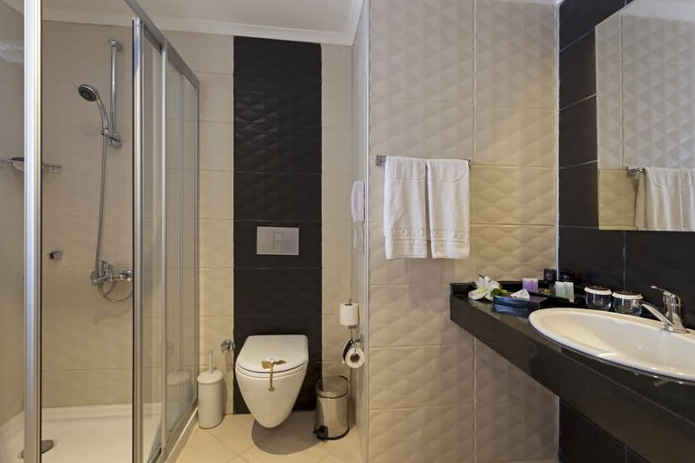 Bathroom 5, Diamond Hill Resort Hotel, Alanya
