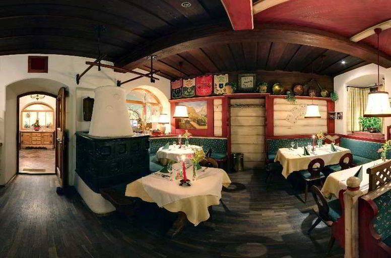 Food & Drinks 3, Gasthof Unterm Rain, Kitzbühel
