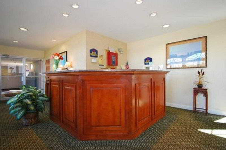 Public Area 3, Magnuson Hotel Framingham, Middlesex