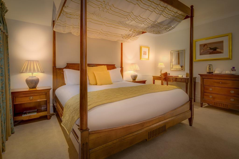 Bedroom 3, Nailcote Hall Hotel, Solihull