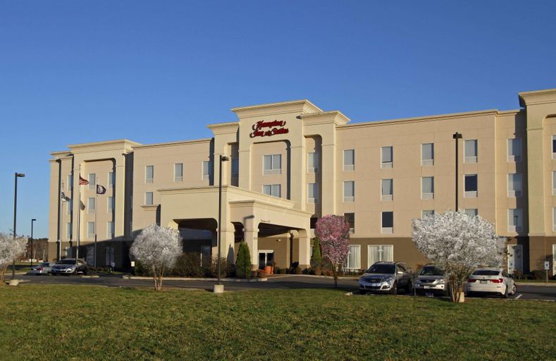 Exterior & Views 1, Hampton Inn & Suites Exmore - Eastern Shore, Northampton