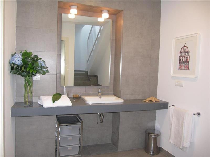 Bathroom 4, Life Apartments Alberto Lista, Sevilla