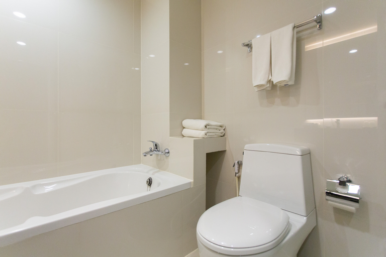 Bathroom 9