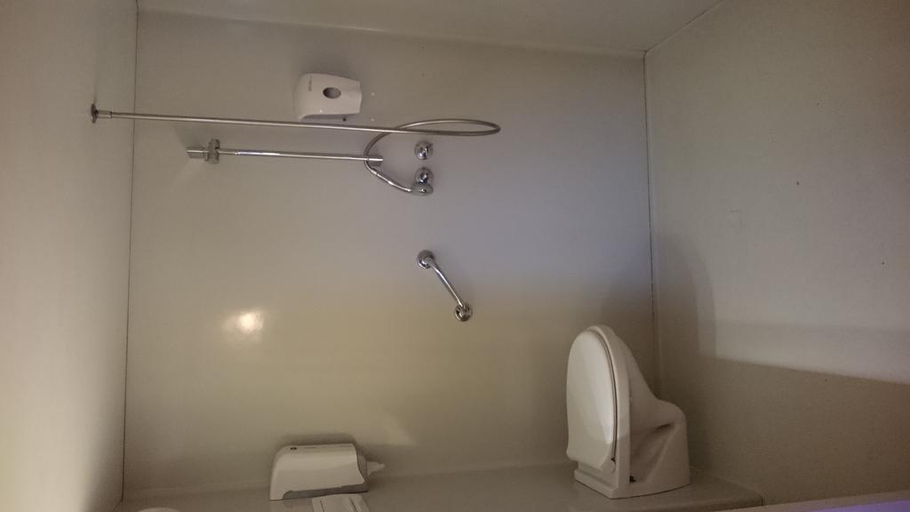 Bathroom 5, Premiere Classe Bordeaux Ouest - Eysines, Gironde