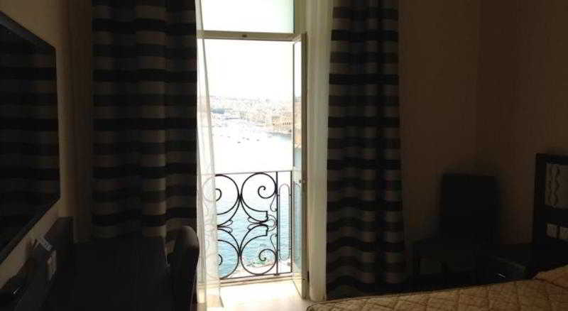 Public Area 2, Grand Harbour Hotel
