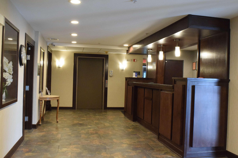 Public Area 2, Best Western Crown Inn & Suites, Genesee