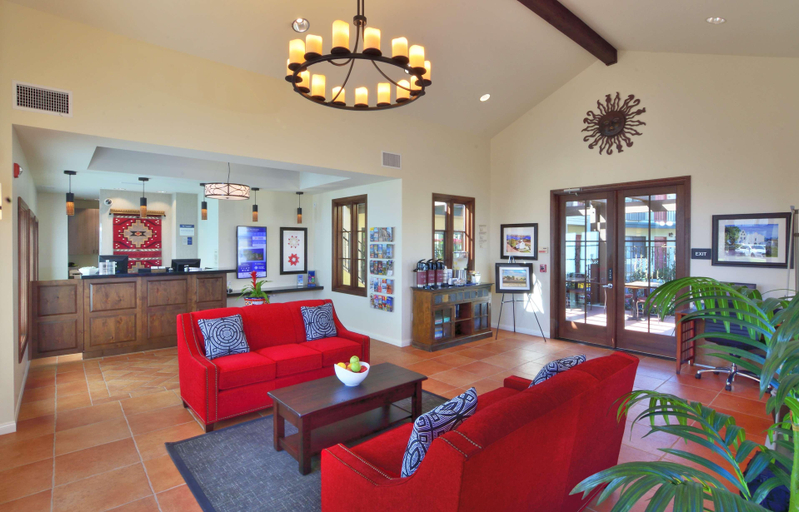 Public Area 2, Lamplighter Inn & Suites at SDSU, San Diego