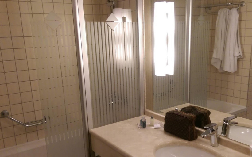 Bathroom 5, Kaya Istanbul Fair & Convention, Büyükçekmece