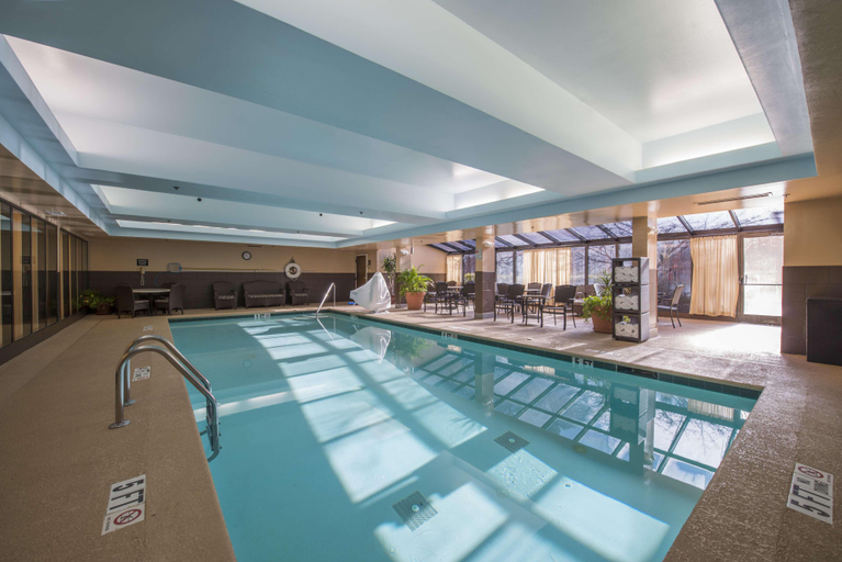 Sport & Beauty 5, Hampton Inn Peachtree Corners Norcross, Gwinnett