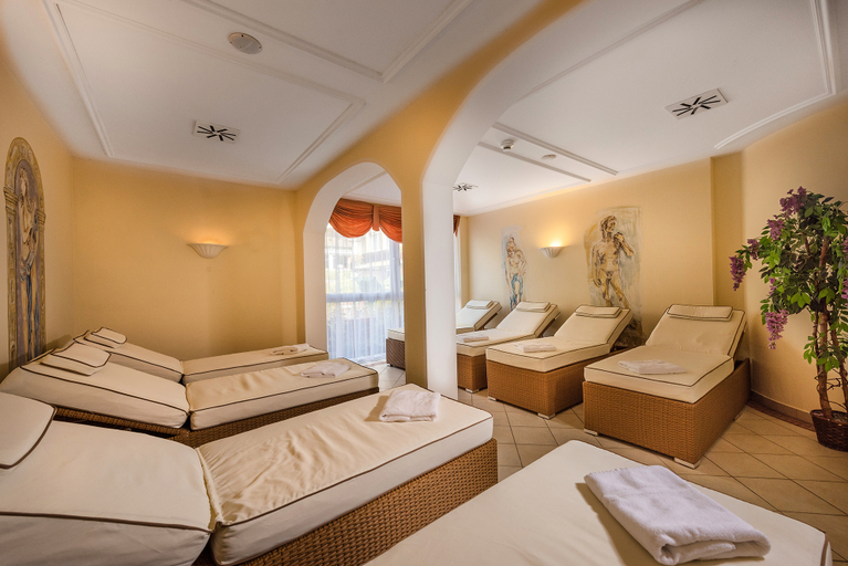 Bedroom 3, Hotel Palace, Sankt Johann im Pongau