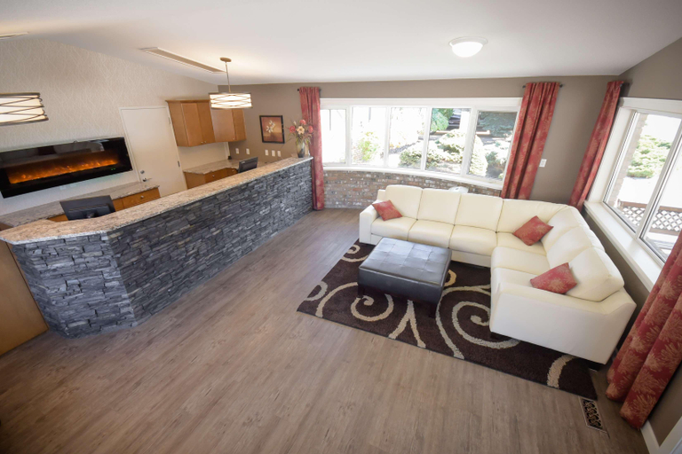 Public Area 2, Best Western Sicamous Inn, Columbia-Shuswap