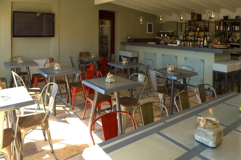 Food & Drinks 5, Arethousa Hotel, West Greece