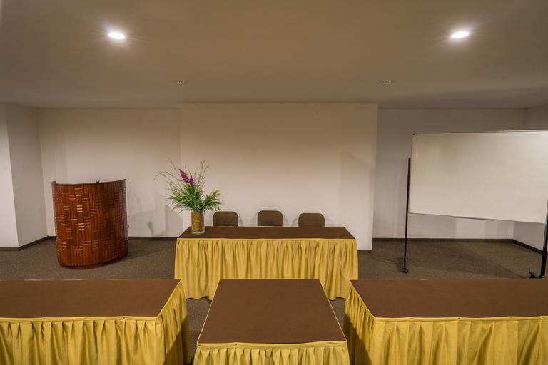 Public Area 2, Jose Antonio Executive, Lima