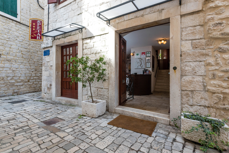 Public Area 2, Villa Sv. Petar, Trogir