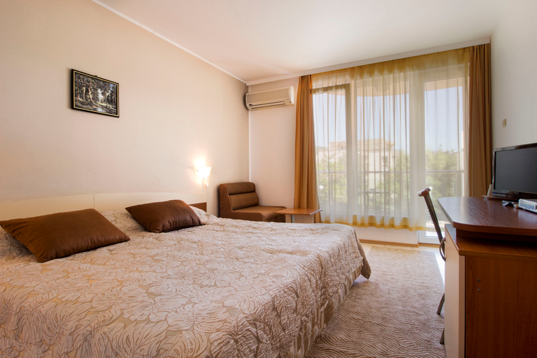 Bedroom 3, Family Hotel Venera, Nesebar