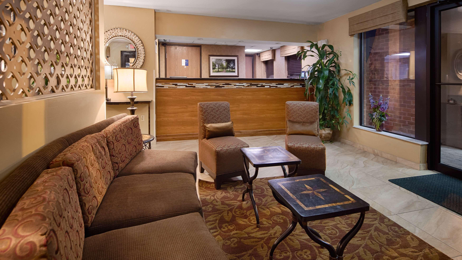 Public Area, MHO Inn & Suites, Middlesex