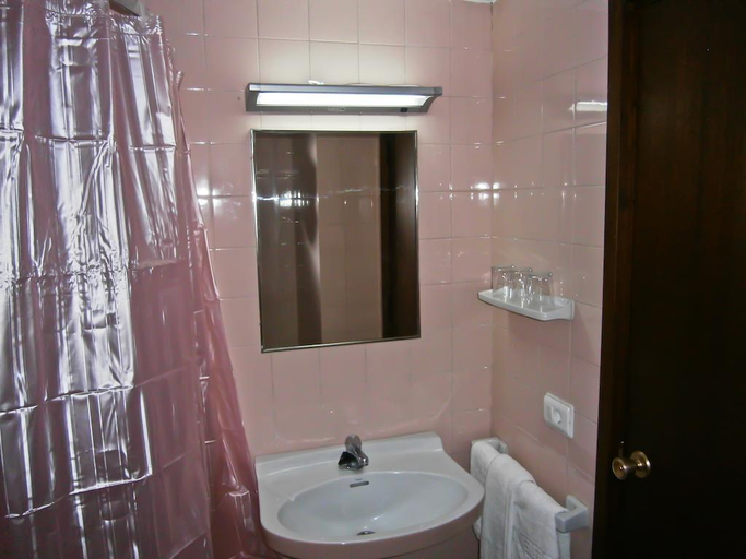 Bathroom, Mestret, Baleares