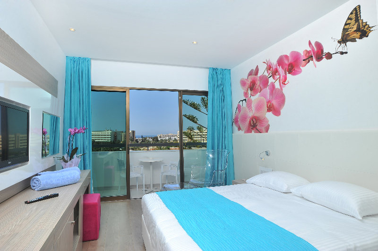 Bedroom 3, Margadina Lounge Hotel