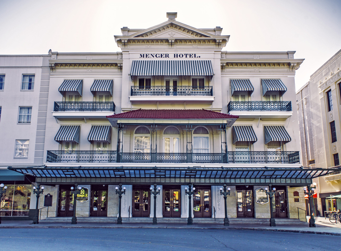 Menger Hotel, Bexar