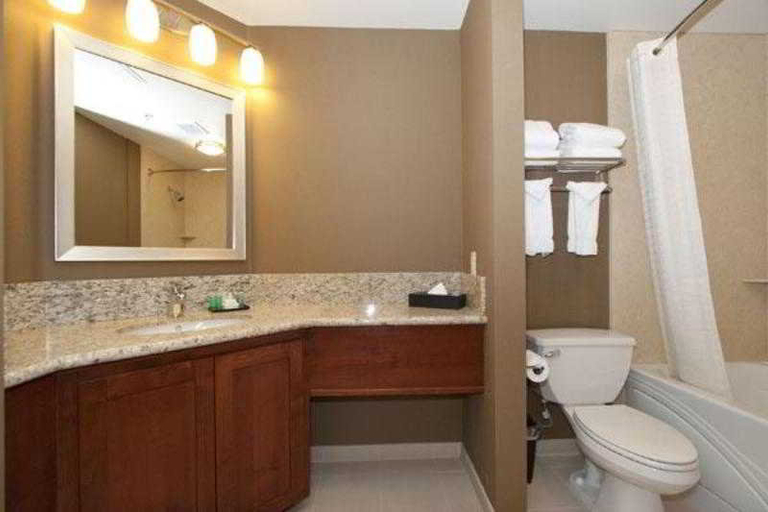 Bathroom 4, Hotel Med Park, an Ascend Collection Hotel, Sacramento