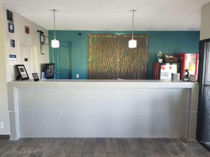 Public Area 2, Quality Inn Ashburn, Turner
