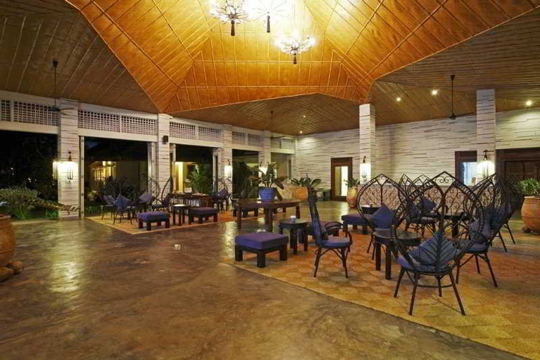 Food & Drinks 5, Bangsak Village - Adults Only, Takua Pa