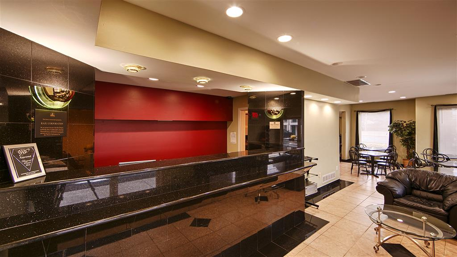 Public Area 2, Garden State Inn, Atlantic