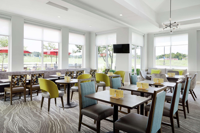 Food & Drinks 5, Hilton Garden Inn Cincinnati Northeast, Clermont