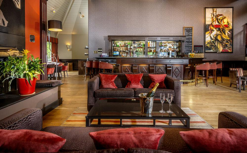 Public Area 5, Donnington Valley Hotel & Golf Spa, West Berkshire