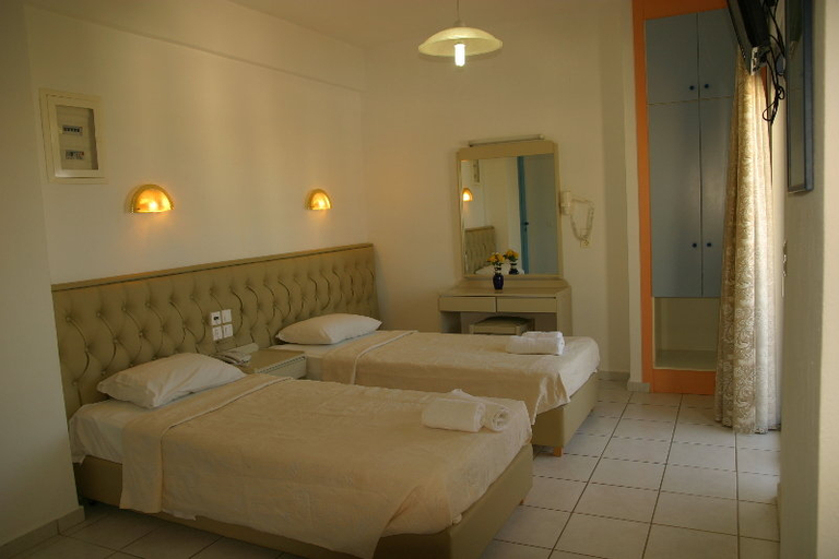 Bedroom 3, Marie Κelly Apartments, Crete