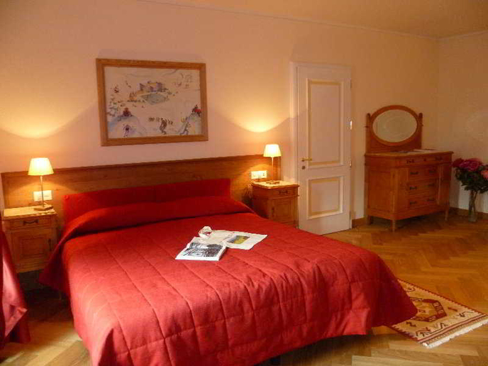 Bedroom 3, Maloja Palace, Maloja