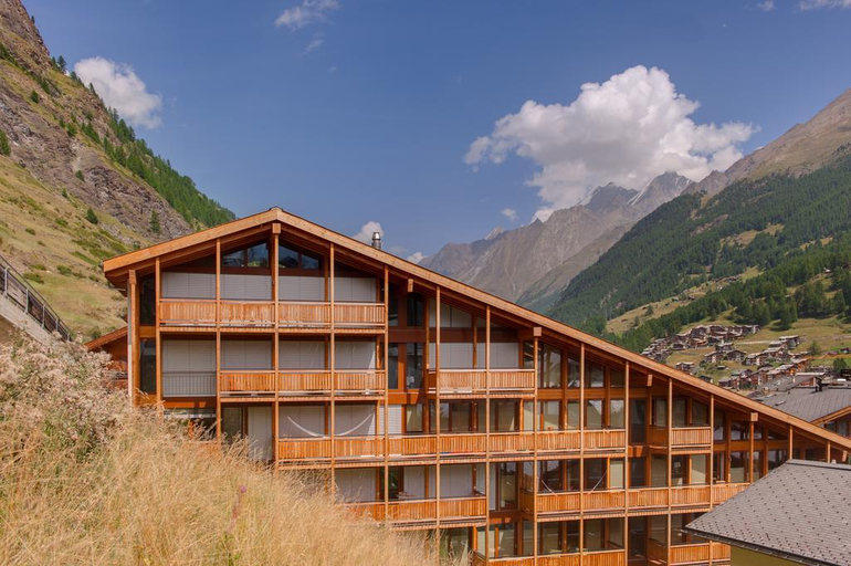 Exterior & Views 1, Bristol, Visp