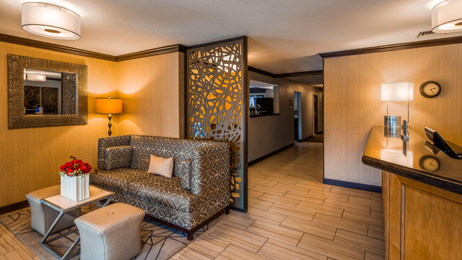 Public Area 2, Best Western Black Hills Lodge, Lawrence