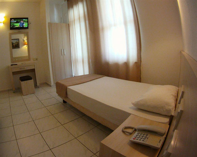Bedroom 3, Kleopatra Carina Hotel, Alanya