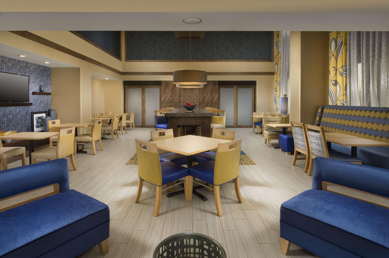 Public Area 2, Hampton Inn Syracuse Clay, Onondaga