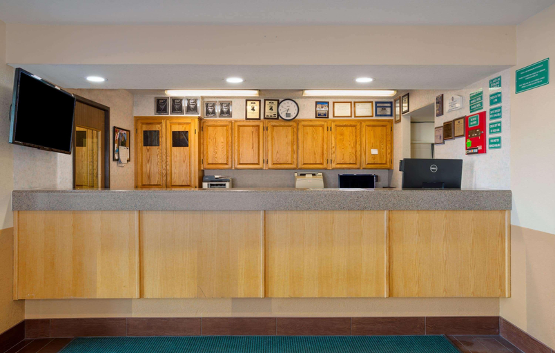 Public Area 2, Howard Johnson by Wyndham Williams, Coconino