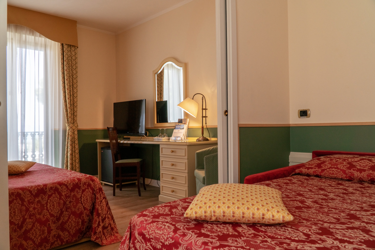 Bedroom 5