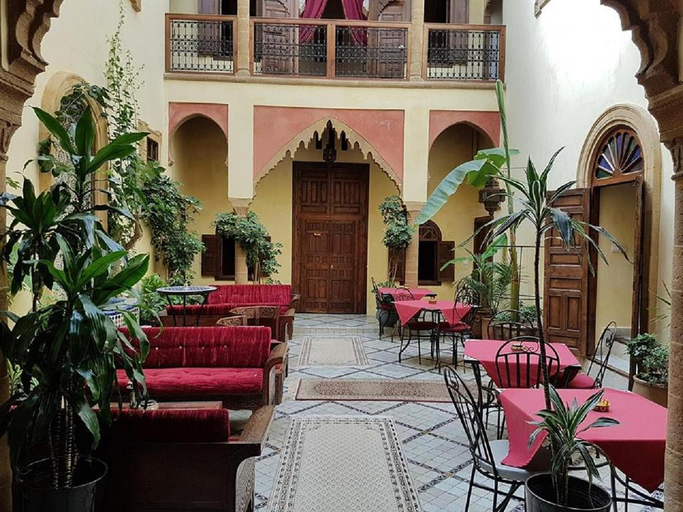 Public Area 2, Marlinea, Rabat