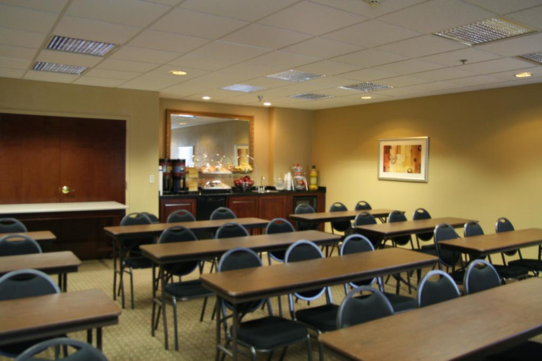 Food & Drinks 5, Hampton Inn Somerset, KY, Pulaski