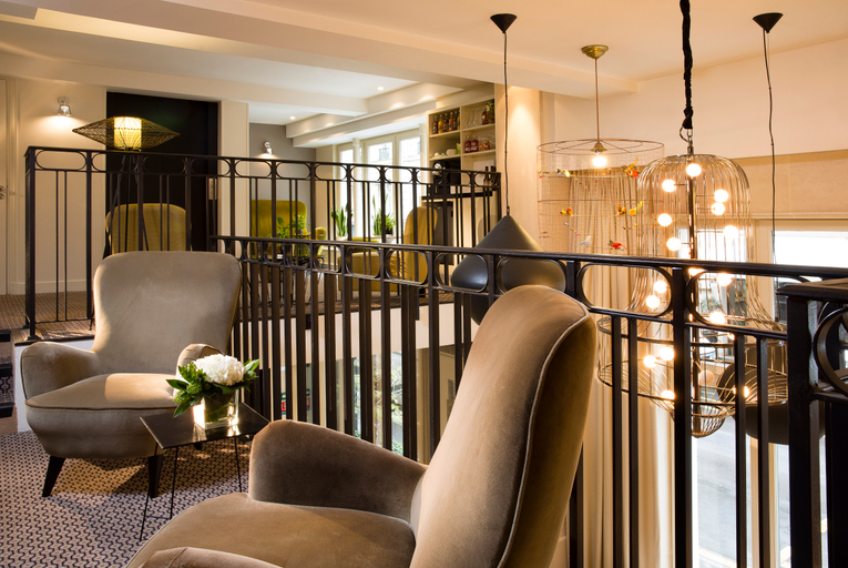 Public Area 3, Le Pradey, Paris