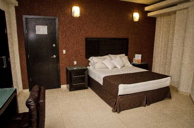 Bedroom 3, Hotel Portonovo Plaza Guadalajara, Guadalajara