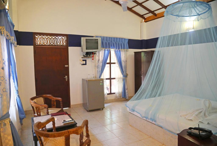 Bedroom 4, Kumudu Valley Resort, Wennappuwa
