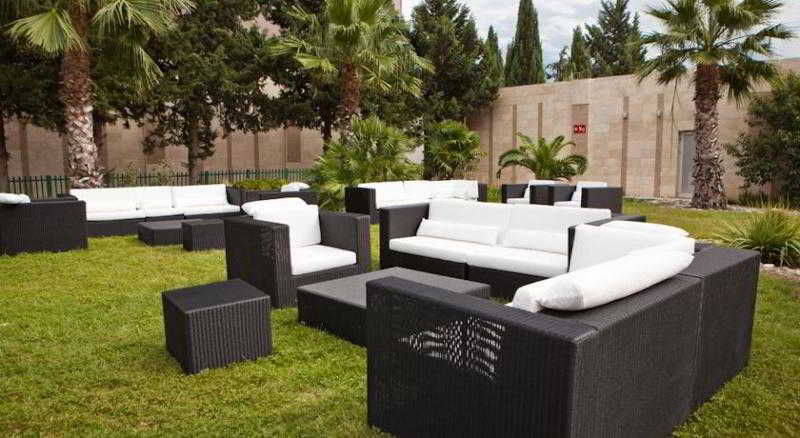 Public Area 4, Fly Inn, Baku