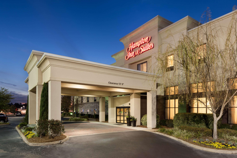Exterior & Views 1, Hampton Inn & Suites Dothan, Houston