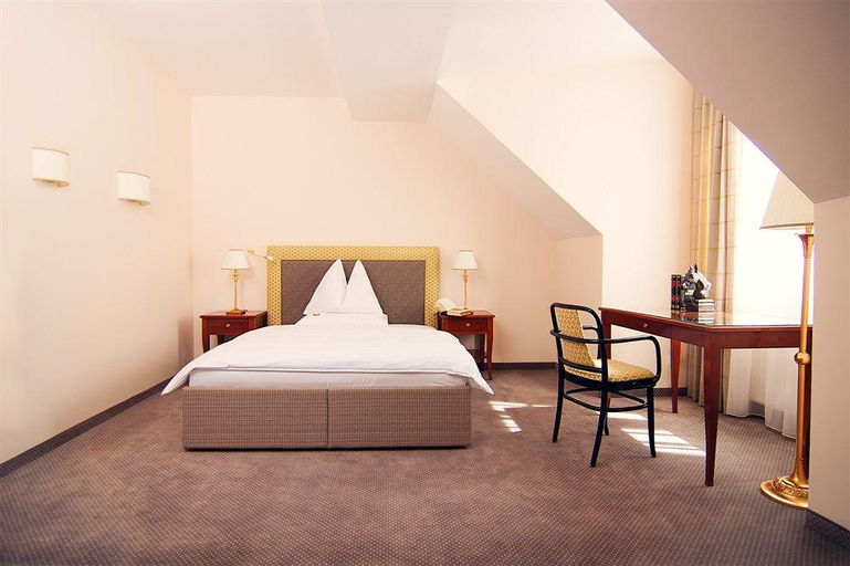 Bedroom 4, Parkhotel Graz - Traditional Luxury, Graz