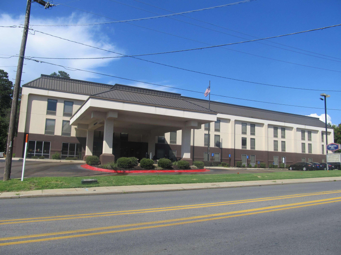 Exterior & Views 1, Hampton Inn El Dorado, Union